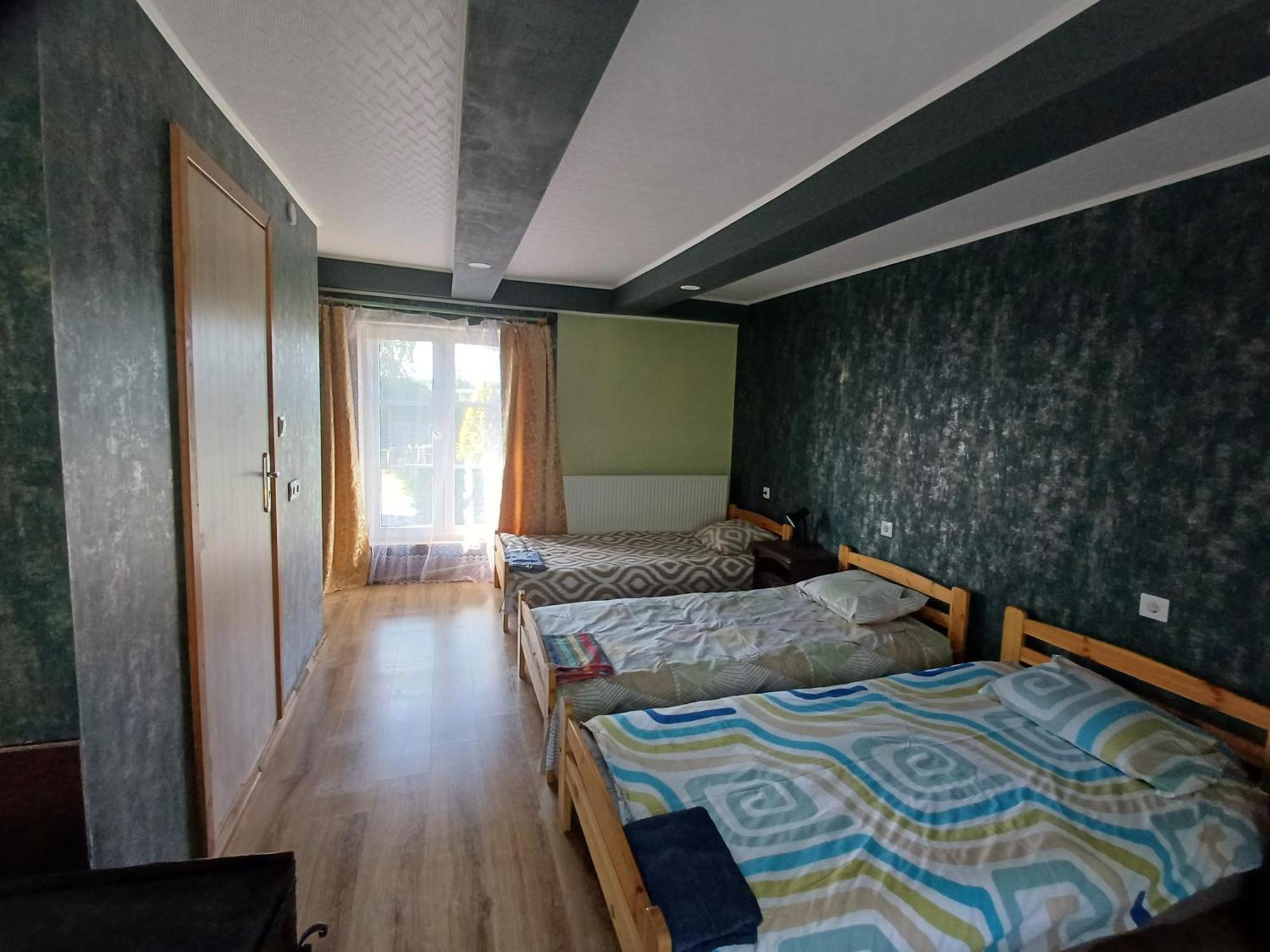 Hotel Viesu Nams "Laimes Pakavs" Straupe Exterior foto